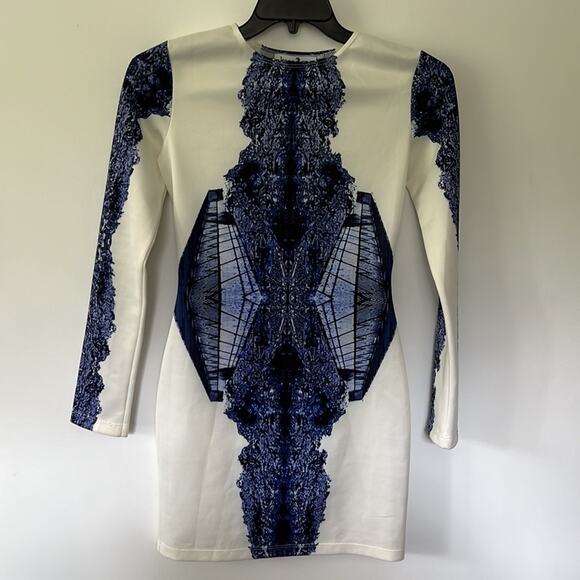 Kora Rae Abstract Long Sleeve Form Fitting Bodycon Mini Dress - Picture 2 of 9